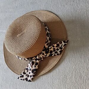 Women's hat